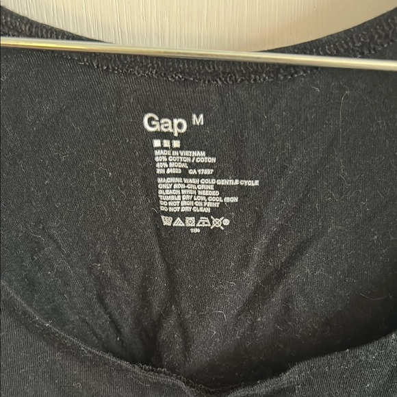 Gap Black Women's Top - Picture 3 of 7